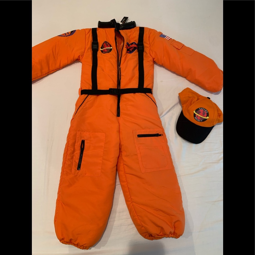 Kids costume space station mars mission
